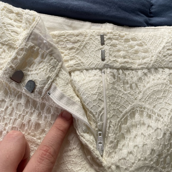 NWOT LOFT Lace Shorts - Picture 3 of 6